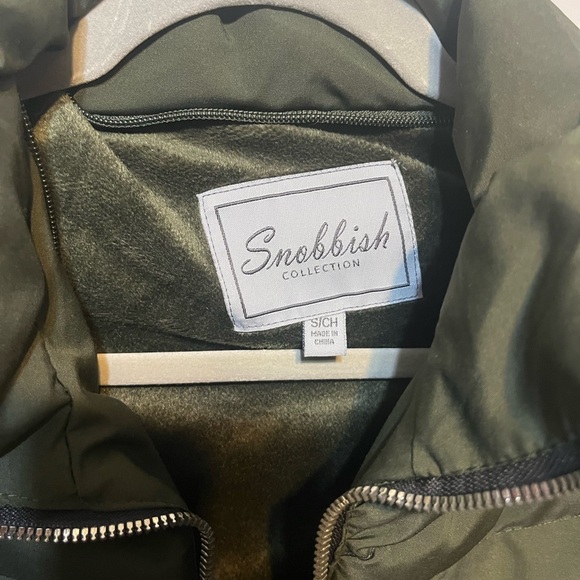 Women's Dark Green Puffer Jacket - Picture 4 of 5